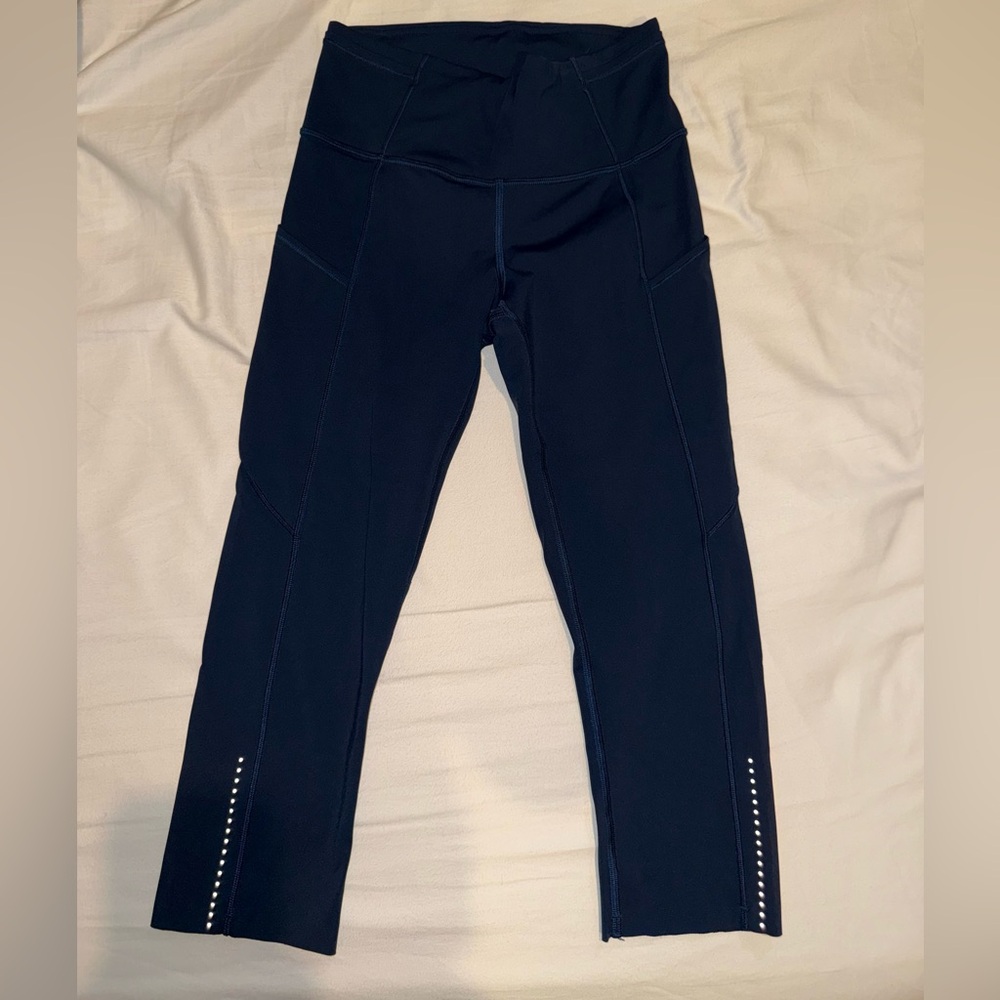 Lululemon Navy Blue Fast and Free HR Crop Leggings 19"